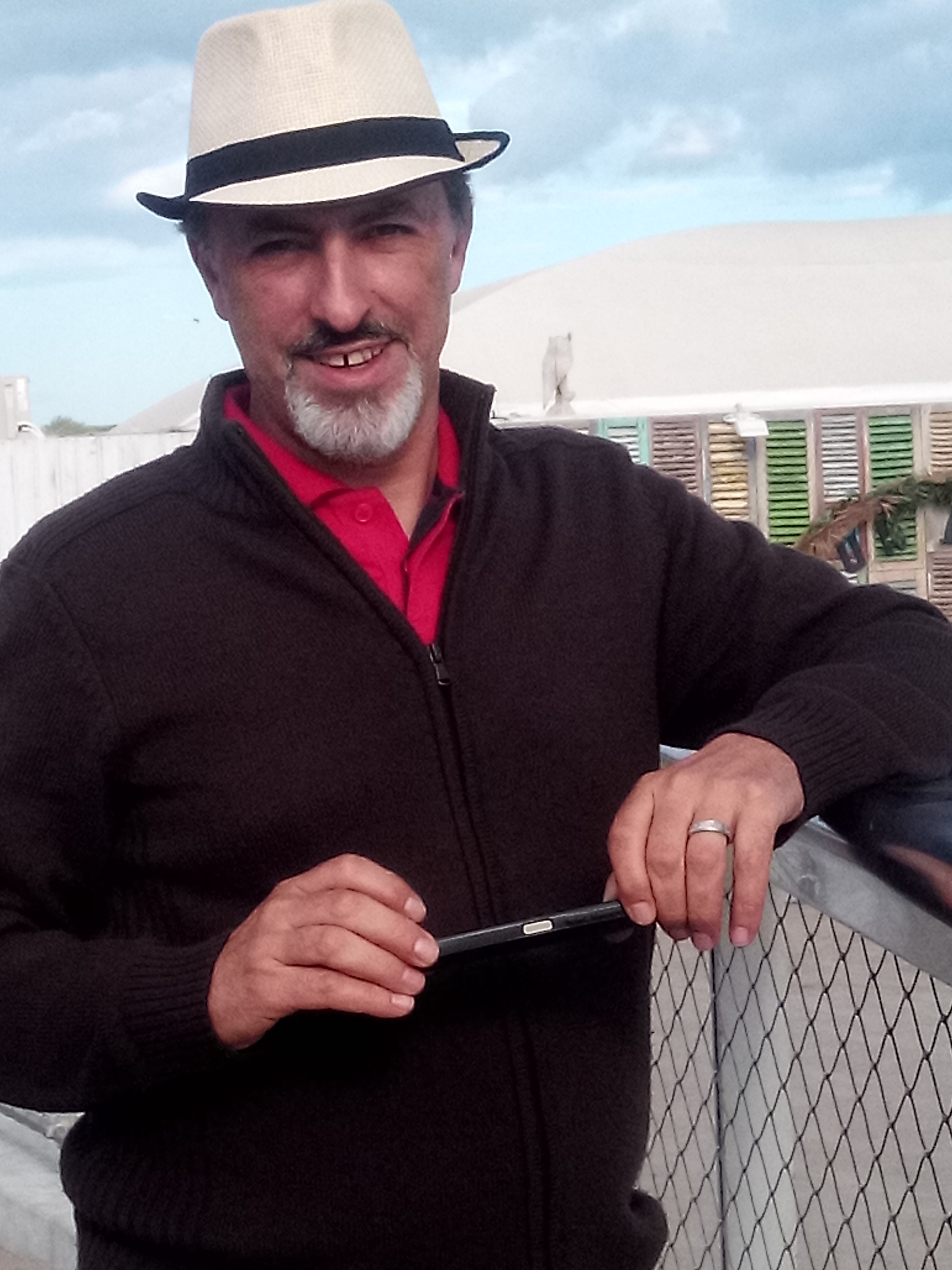 VICTOR RODRIGUES