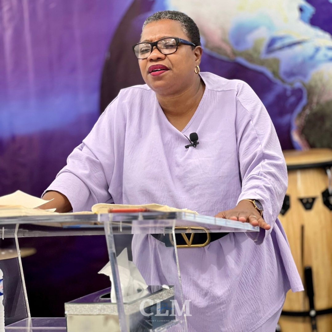 PASTORA ZOE